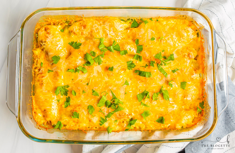 My easy Broccoli Cheese Casserole recipe is creamy, savory, and all kinds of delicious! Whether you are looking for a delicious holiday side dish for Thanksgiving or Christmas or a quick and easy weeknight crowd-pleaser, this comforting casserole recipe is for you!