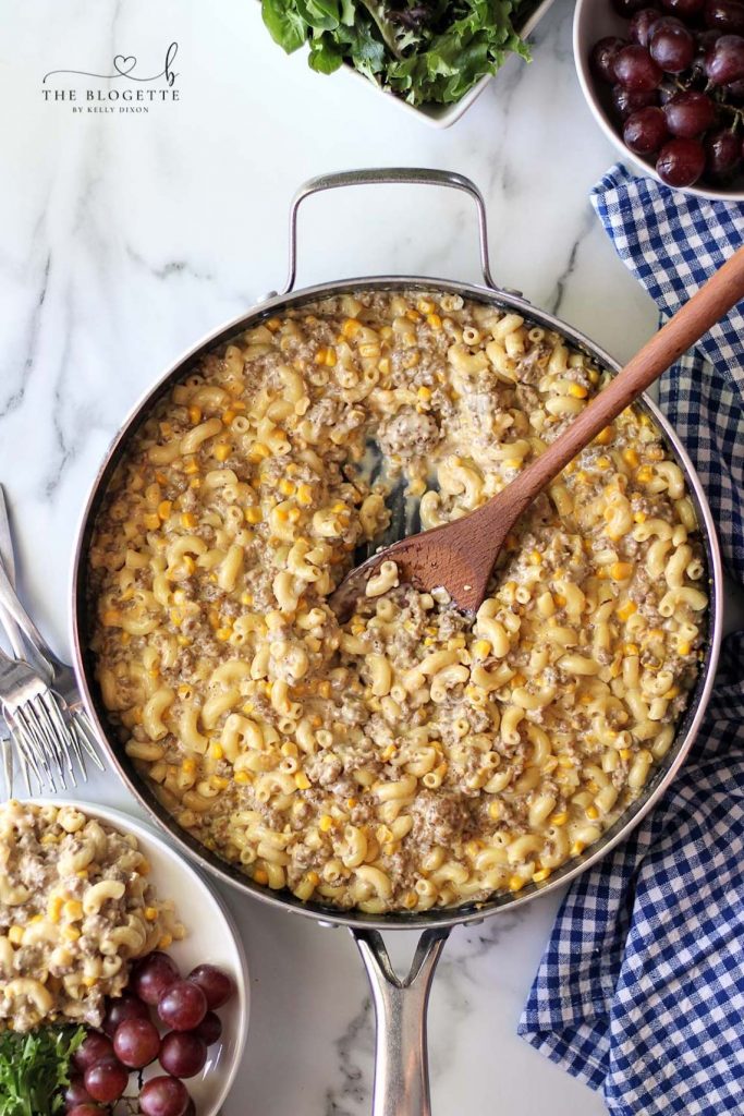 This Homemade Hamburger Helper is packed with the flavor we all know and love! Pasta and ground beef covered in a creamy, cheesy sauce. 