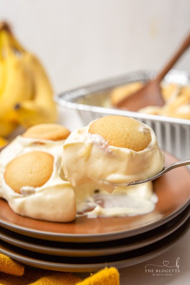 This Banana Pudding recipe is a no-bake dessert that is filled with creamy French pudding, sliced bananas, and vanilla wafers.