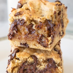 Chocolate Chip Cookie Bars are the best and laziest way to bake chocolate chip cookies!