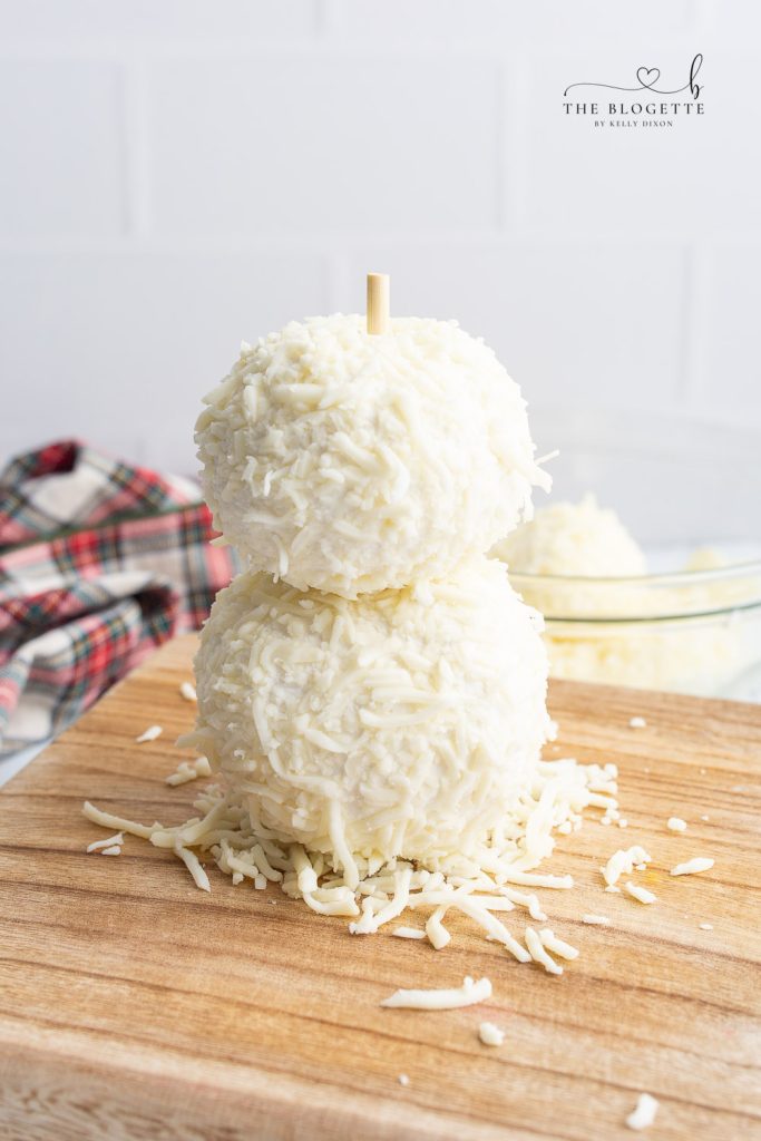How to make a snowman out of cheese