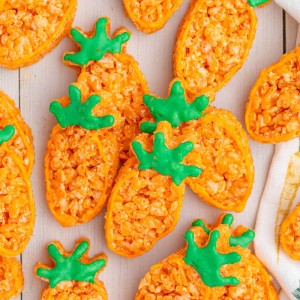 Carrot Rice Krispie Treats are a perfect Easter dessert! Everyone's favorite Rice Krispies Treats turned into little carrots.