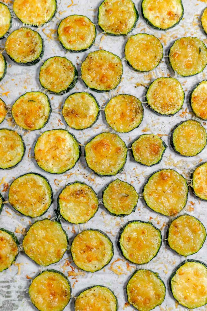 Cheesy and tender zucchini rounds baked to perfection. It’s a healthy, nutritious, and completely addictive side dish.