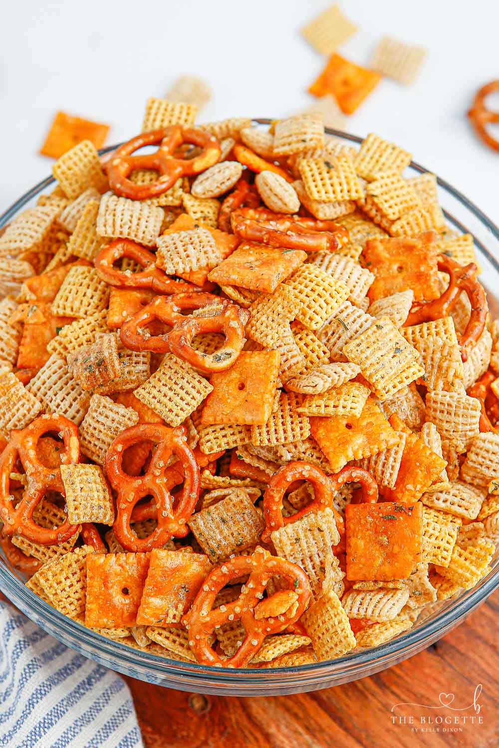 Ranch Chex Mix is an easy snack recipe made with Chex cereal, pretzels, and Cheez-Its! It's wonderful for get-togethers any time of the year.