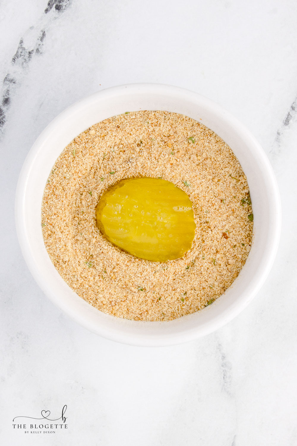 Pickle chip in breadcrumbs