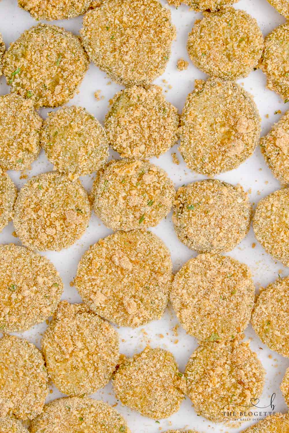 Pickle chips with breadcrumb coating