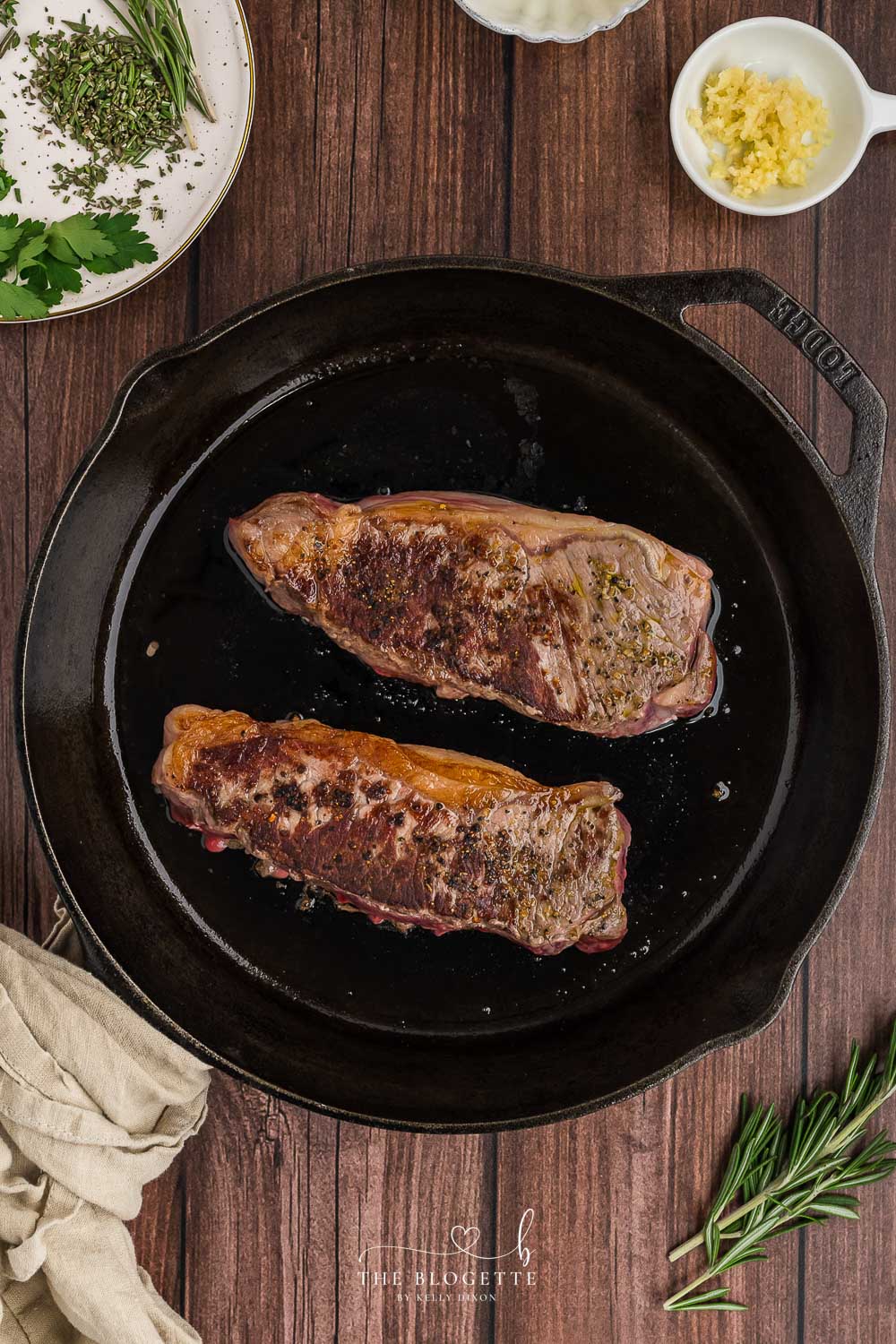 How to Pan Fry a Steak