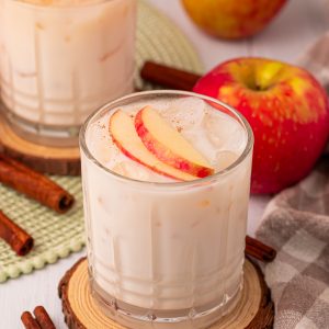 Creamy, cozy, and perfect for fall and winter! This easy RumChata Apple Pie Cocktail is made with RumChata, spiced rum, and apple cider. A delicious holiday drink for Thanksgiving, Christmas, and winter gatherings.